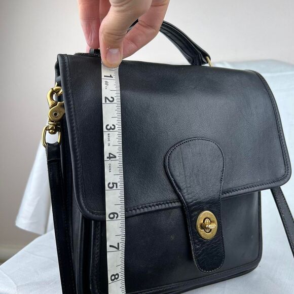 COACH Vintage Black Leather Station Crossbody Bag USA - Picture 6 of 8
